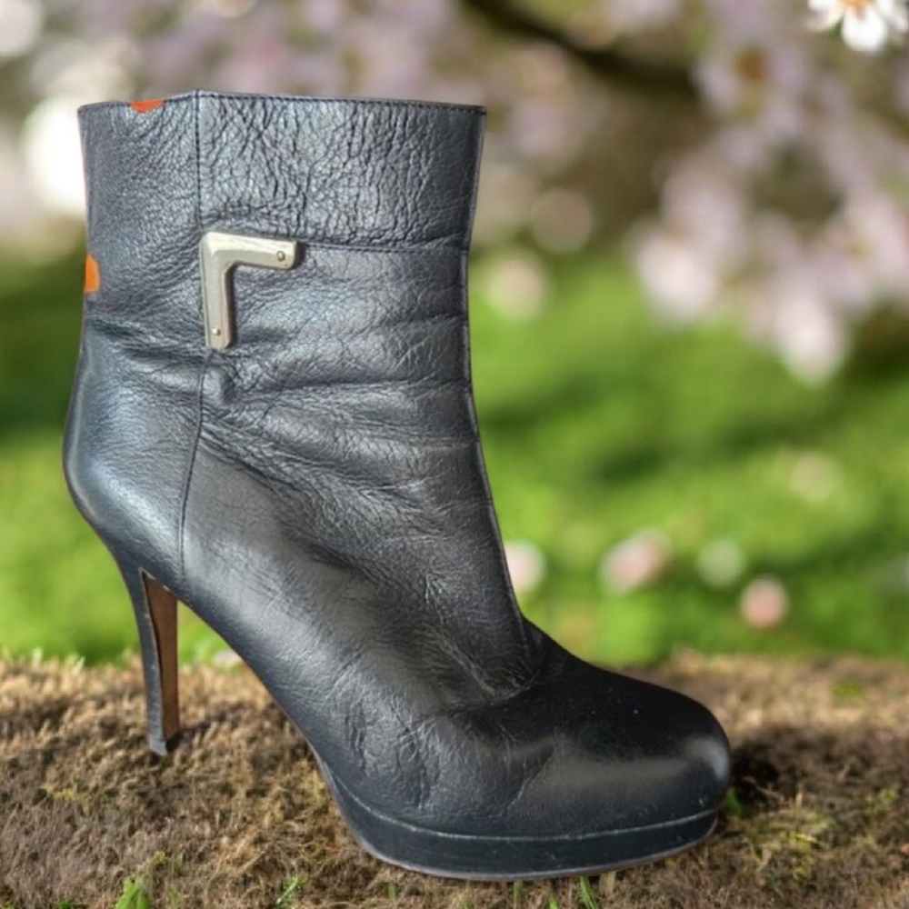 🟣9M👢Nine West Earlene Black Leather Platform Ankle Booties
